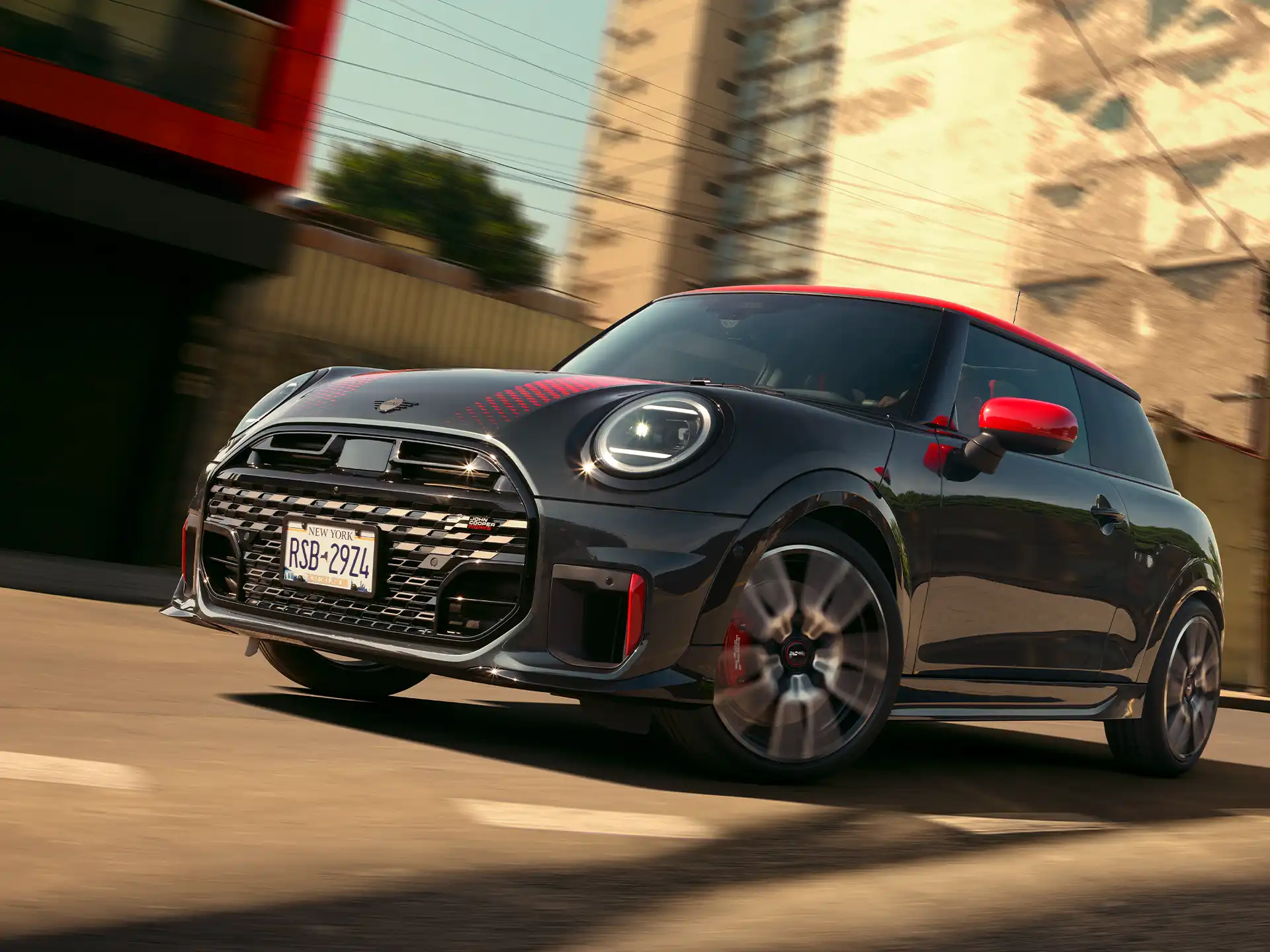 MINI John Cooper Works – stranski pogled na F66 JCW